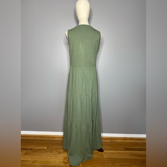 ME+EM Green Sleeveless Tiered Casual Cotton Dress. - Picture 4 of 6